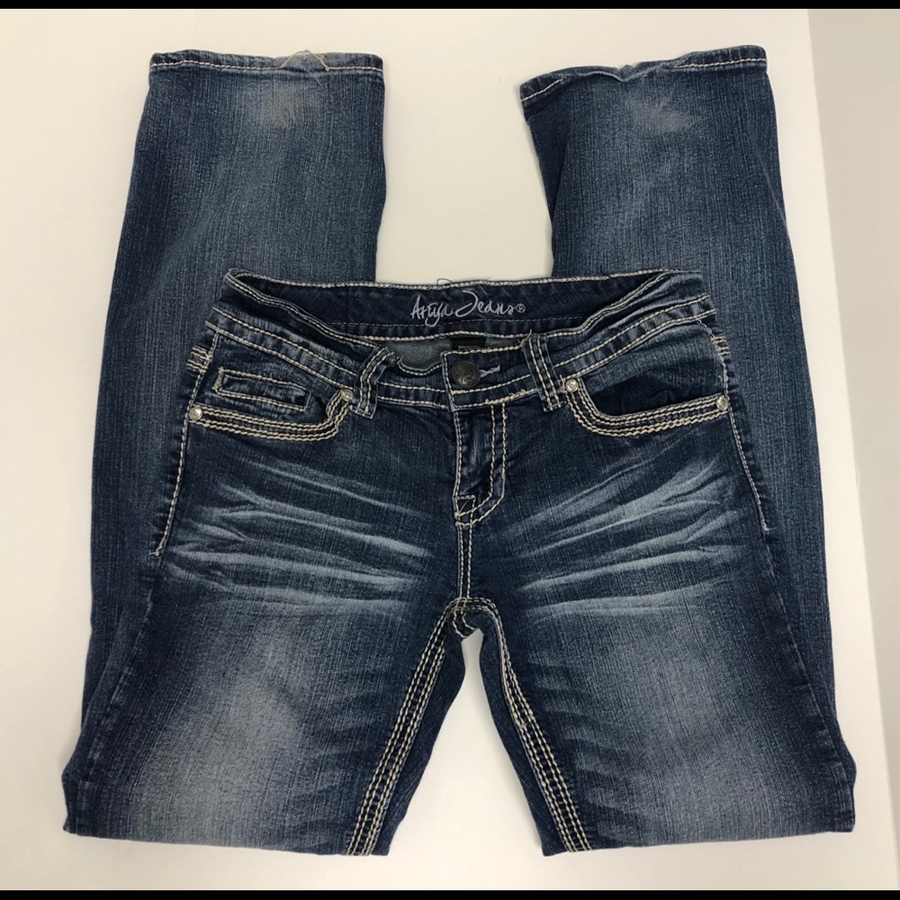 Ariya Jeans Sz 7/8 Medium Wash